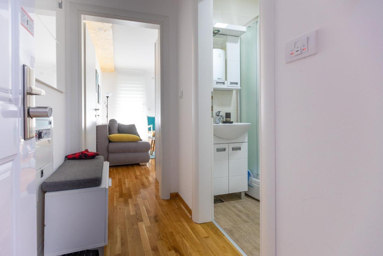 Apartment Self Check In 00-24 Mm Belgrad Exteriör bild